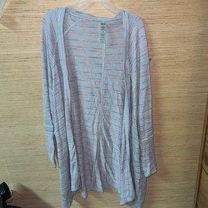 Cardigan with pockets